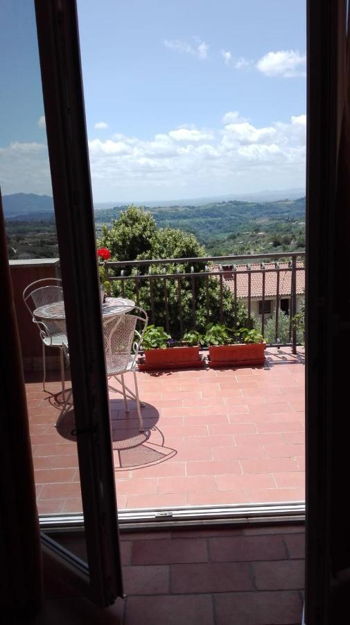 Villa L'Uliveto à Montebuono  Extérieur photo