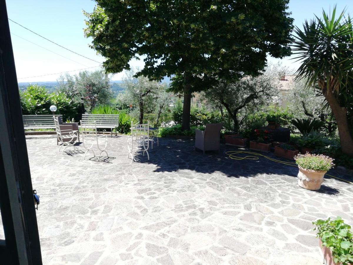 Villa L'Uliveto à Montebuono  Extérieur photo
