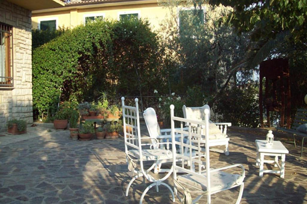 Villa L'Uliveto à Montebuono  Extérieur photo